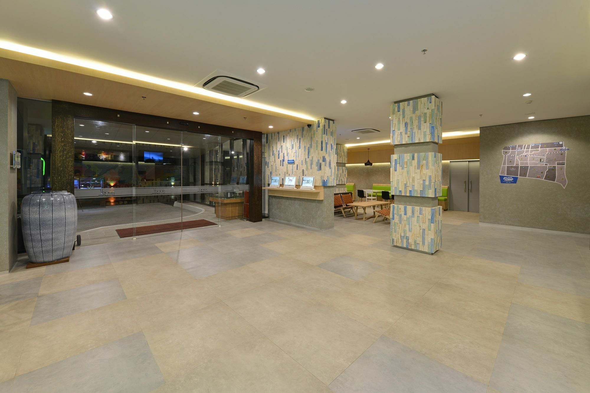 Pop! Hotel Timoho Yogyakarta Luaran gambar